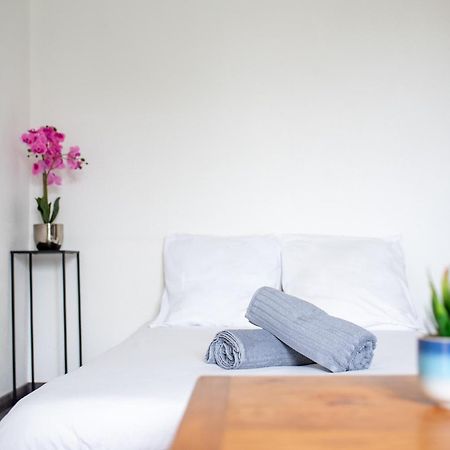 Appartement T2 Rangueil - Terrasse + 2 Parkings - 4 Personnes à Toulouse Extérieur photo
